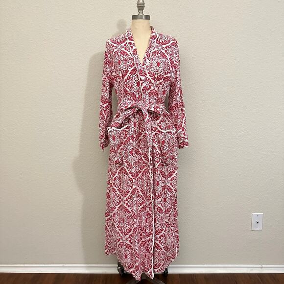Heidi Carey Other - HEIDI CAREY Filigree Kimono Robe Red White Floral Long Sleeve Lounge